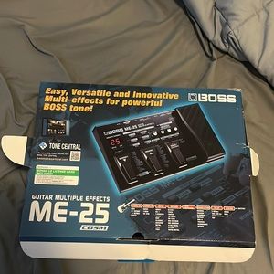 BOSS ME-25 Guitar Effect Pedal